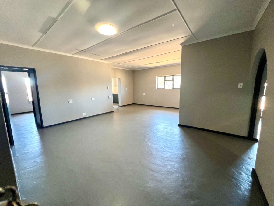 Commercial Property for Sale in Vredenburg Western Cape